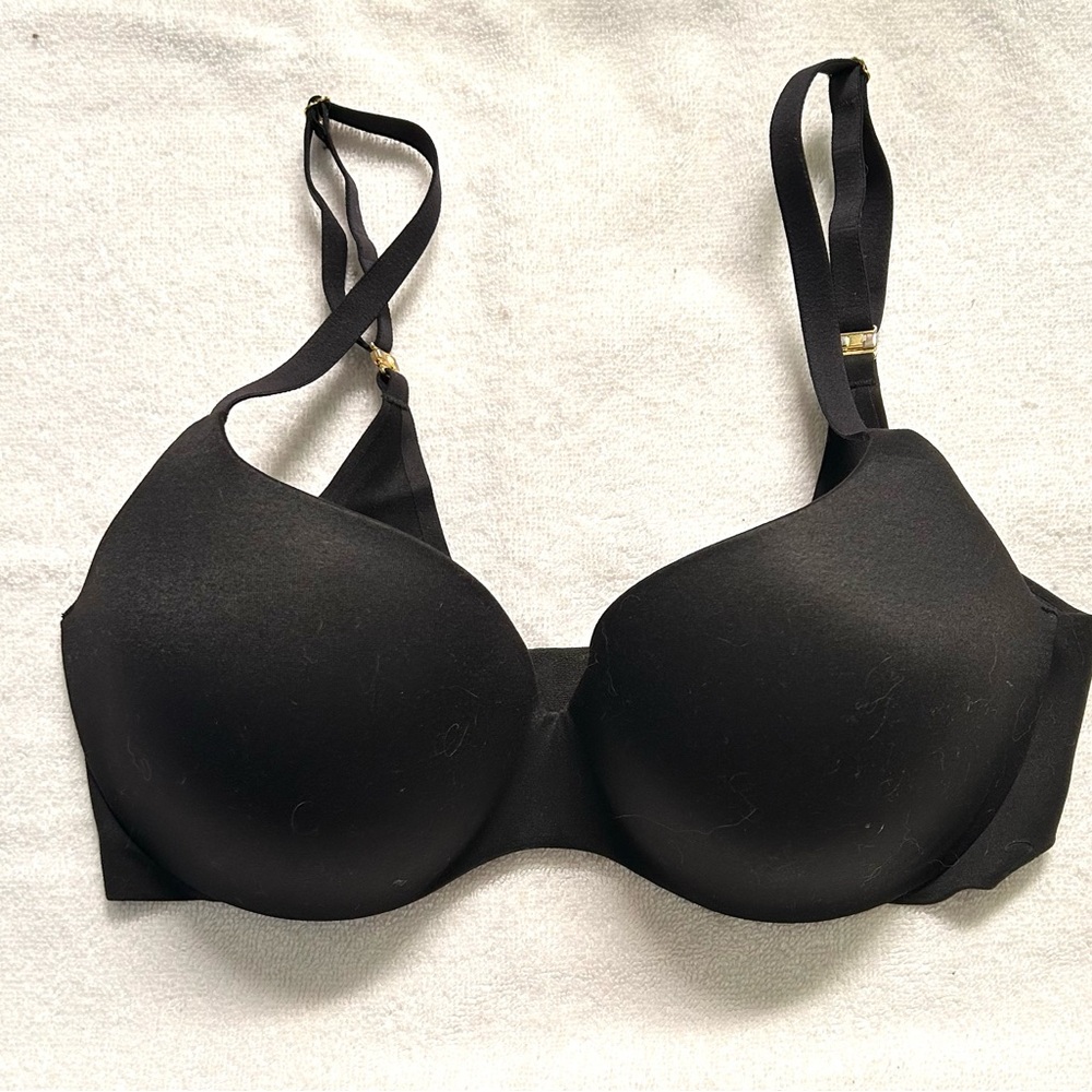 Incredible by Victoria’s Secret smooth lined demi bra size 32DD black
